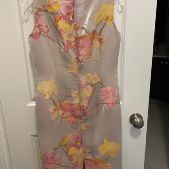 FRASCARA EMBROIDERED SHEATH - Picture 4 of 4